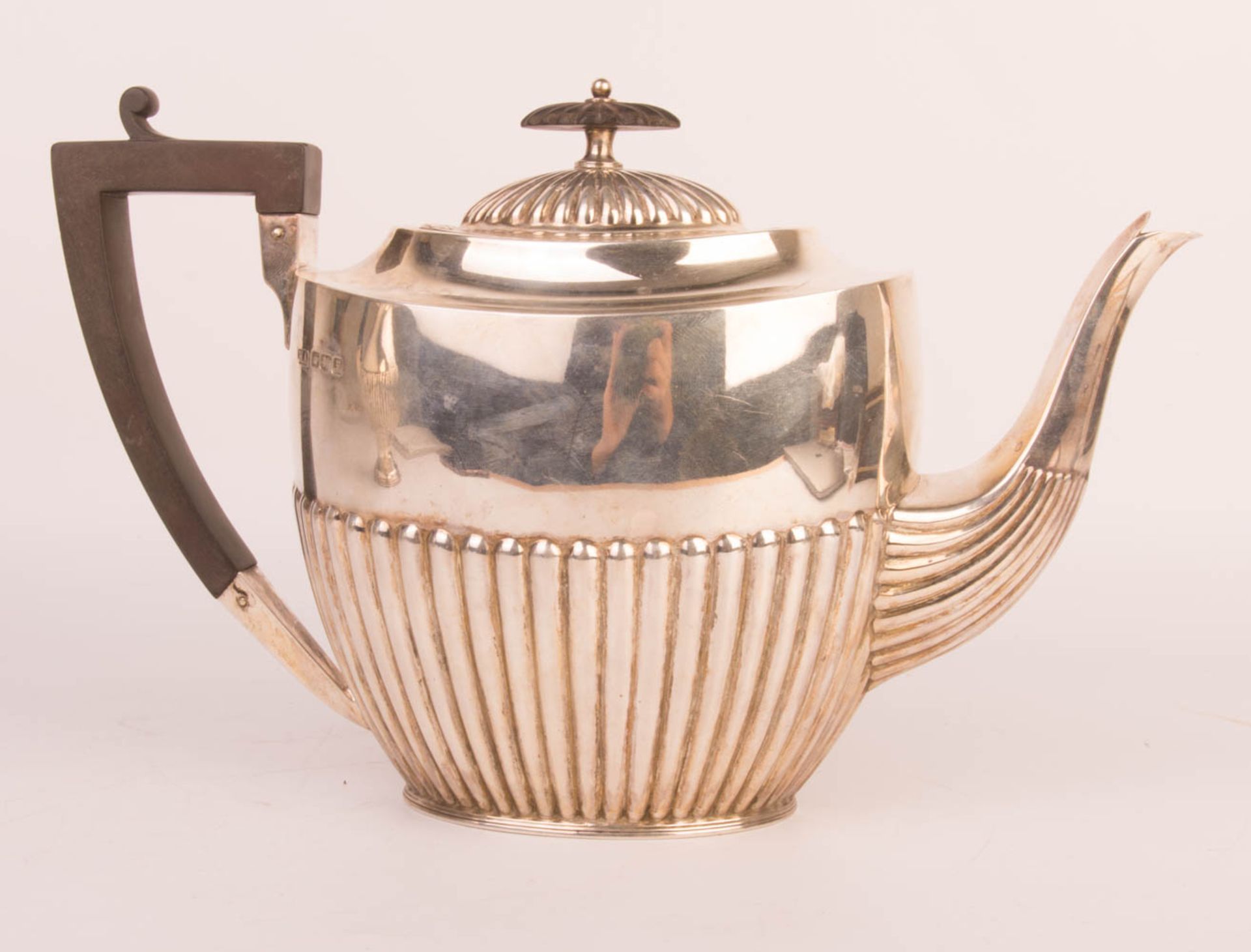 Atkin Brothers, antique teapot, sterling silver, Sheffield, 1915. - Image 2 of 8