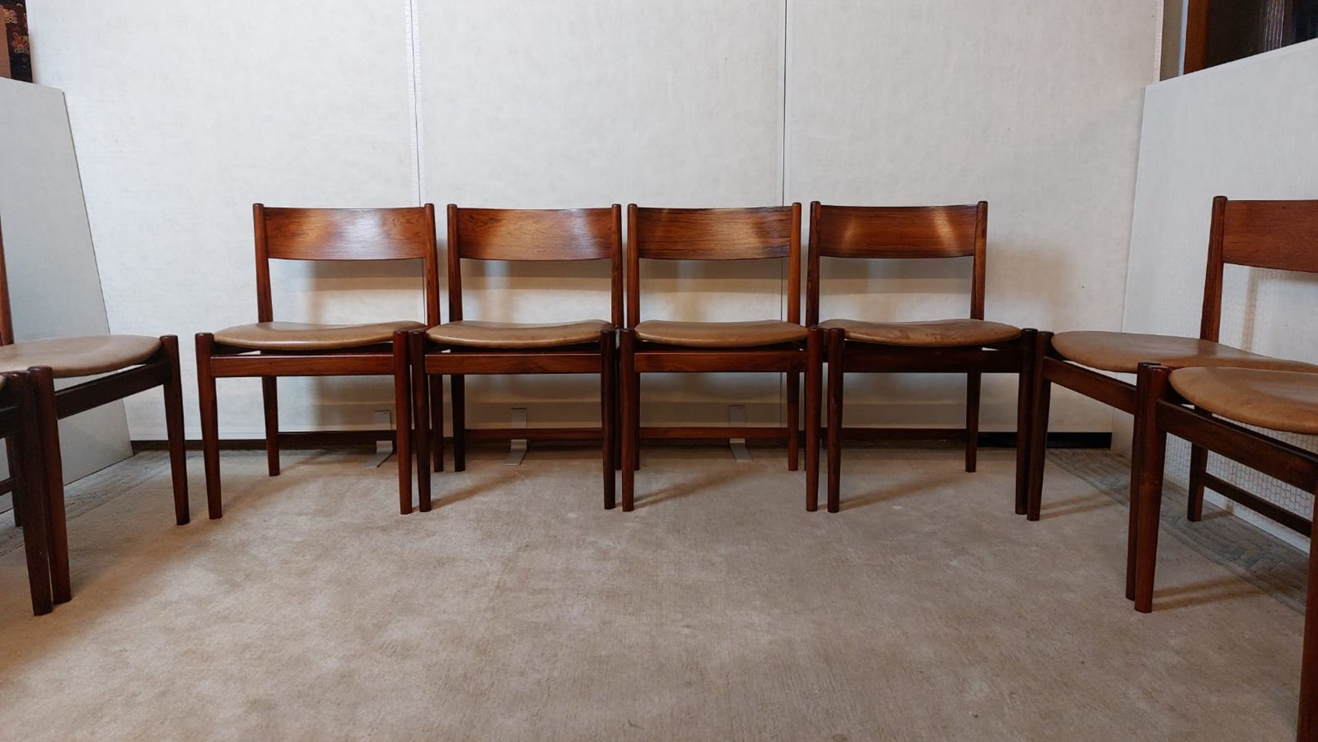 Sibast Furniture, acht Teakholz-Stühle, Dänemark.