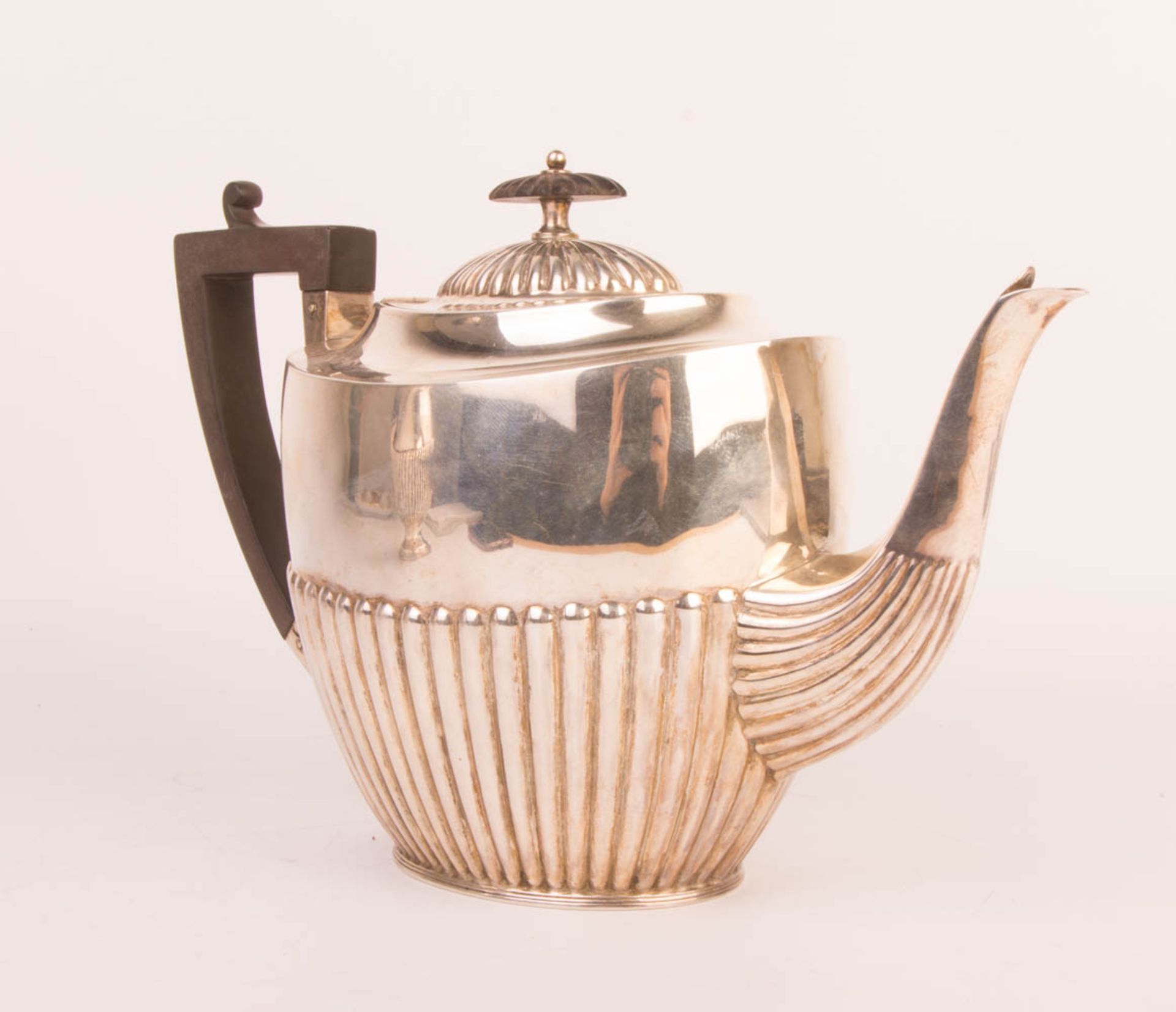 Atkin Brothers, antique teapot, sterling silver, Sheffield, 1915.