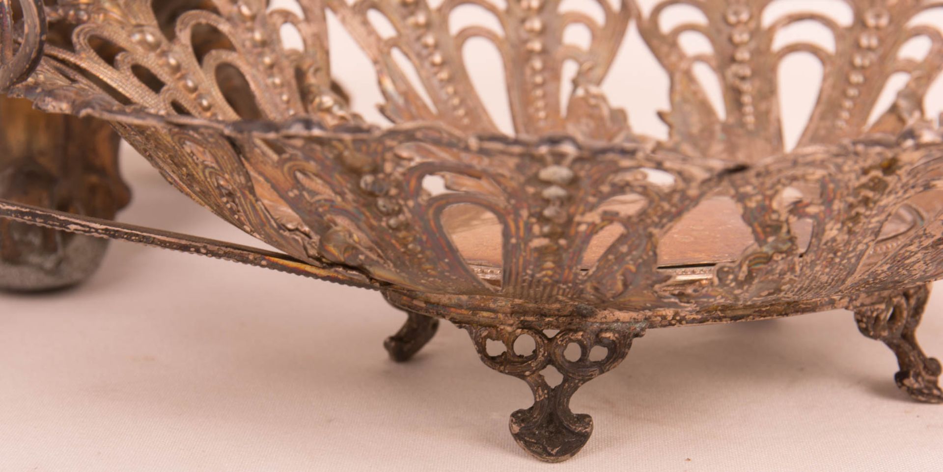 Three centerpieces, crystal glass and sheet metal, beginning of 20th century. - Image 2 of 7