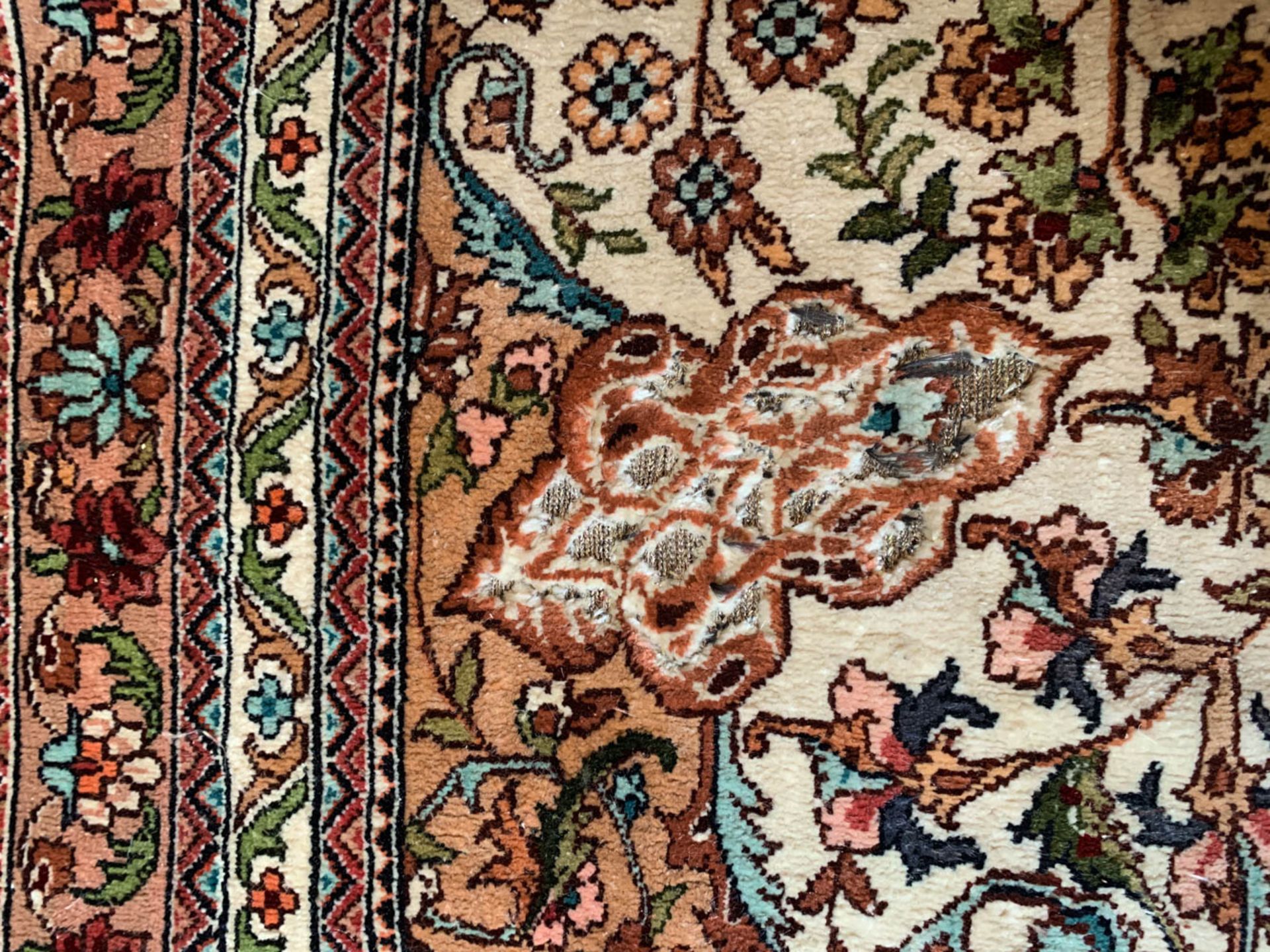 Hand knotted silk carpet, China, 20th c. - Image 3 of 4