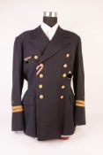 Kriegsmarine, Uniform mit Technikerabzeichen.