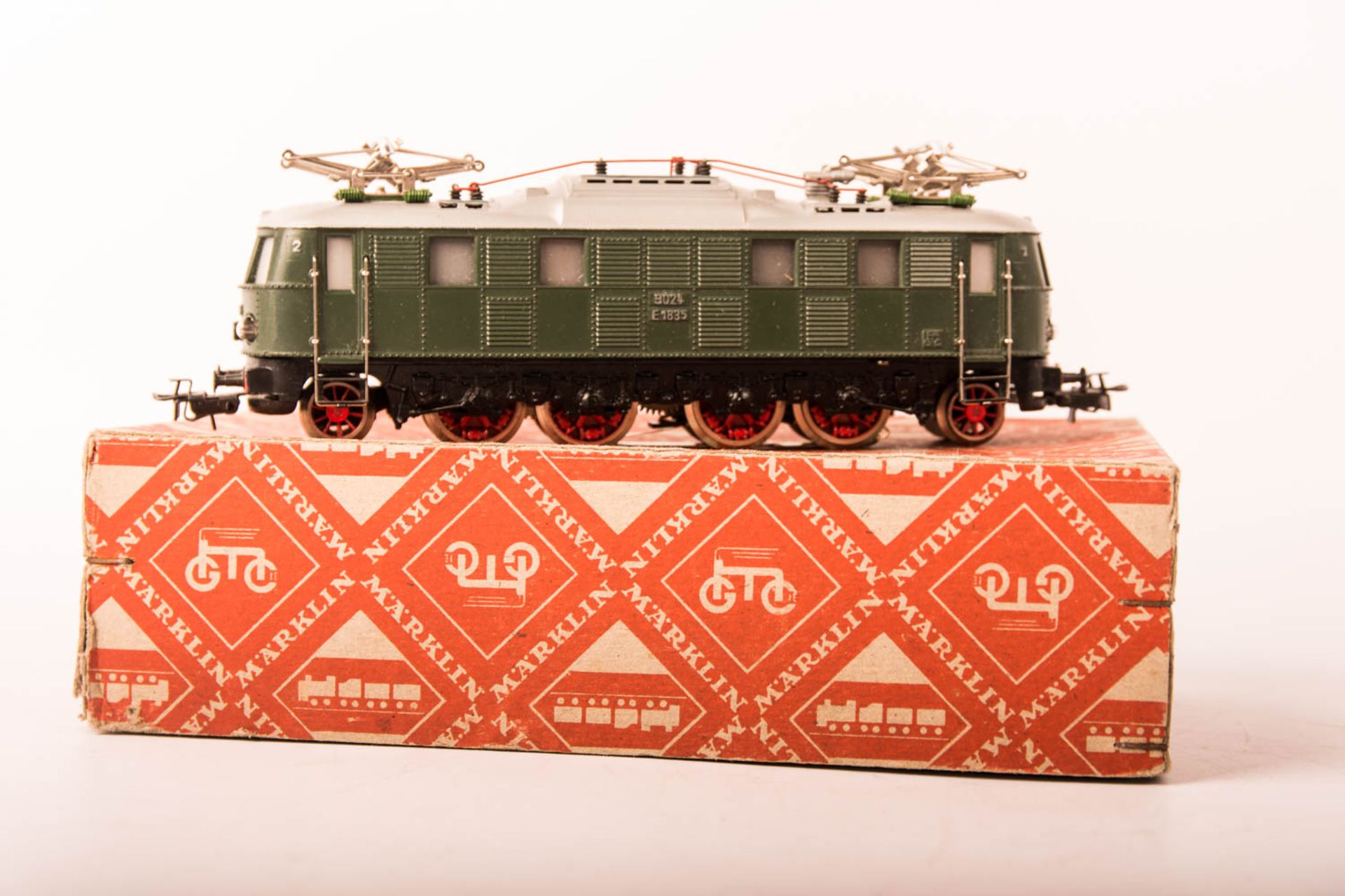 Märklin Lok E 1835.