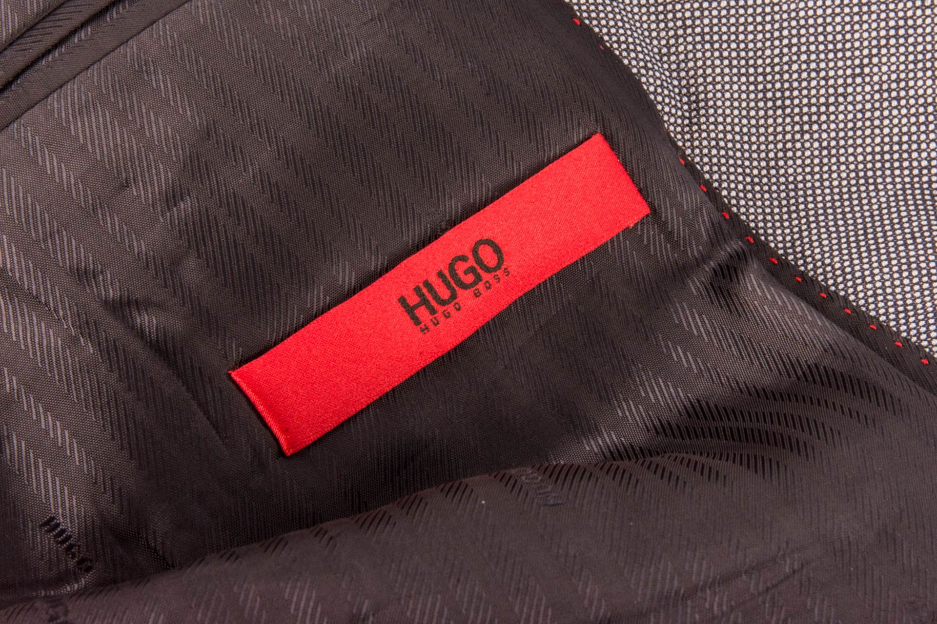 Hugo Boss, dreiteiliger Herren-Anzug in grau. - Image 4 of 5