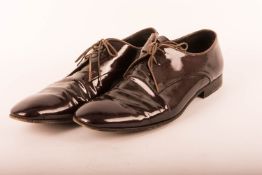 Giorgio Armani, Oxford-Schuhe aus Lackleder.