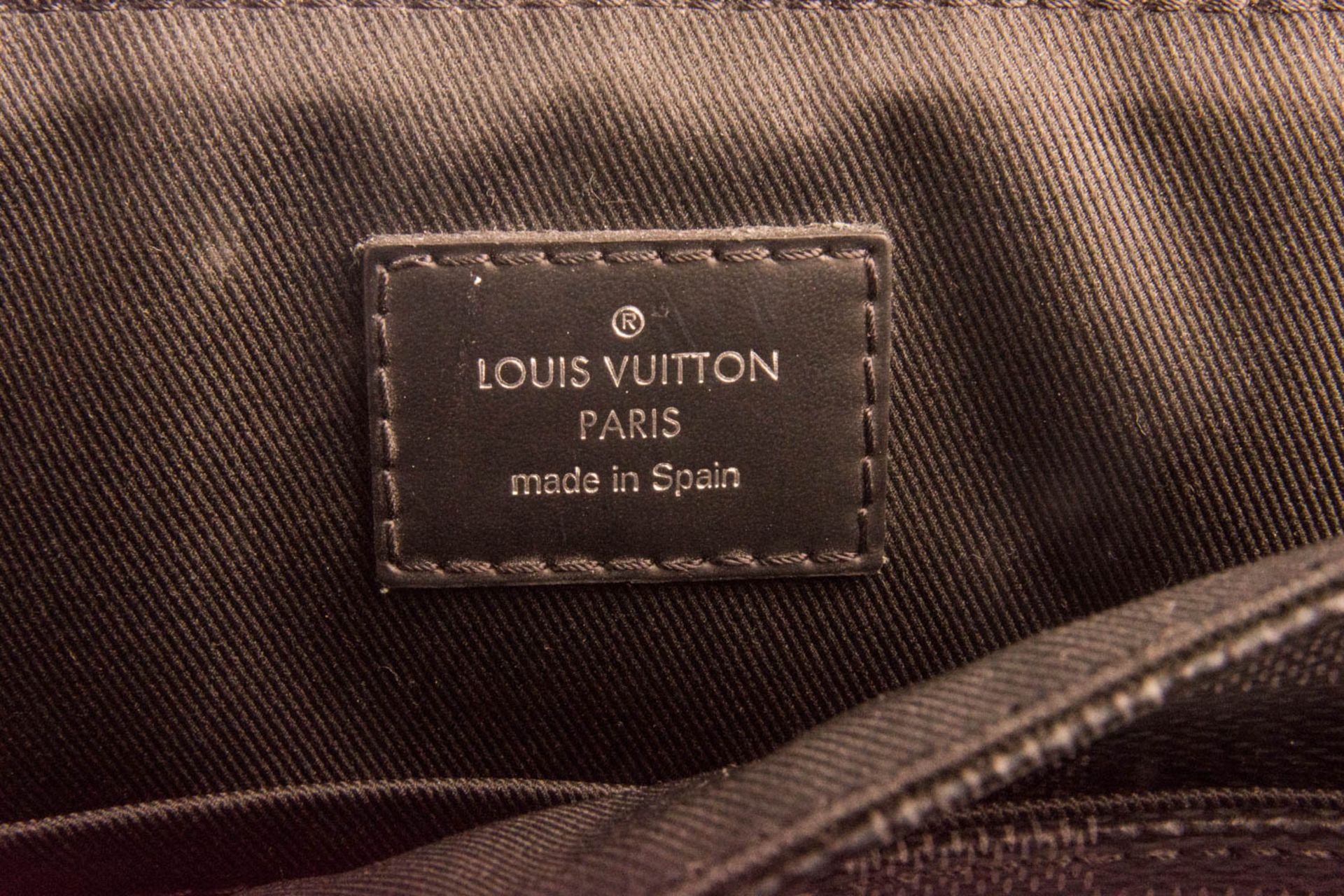 Louis Vuitton Messenger District Shoulder Bag - Bild 5 aus 5