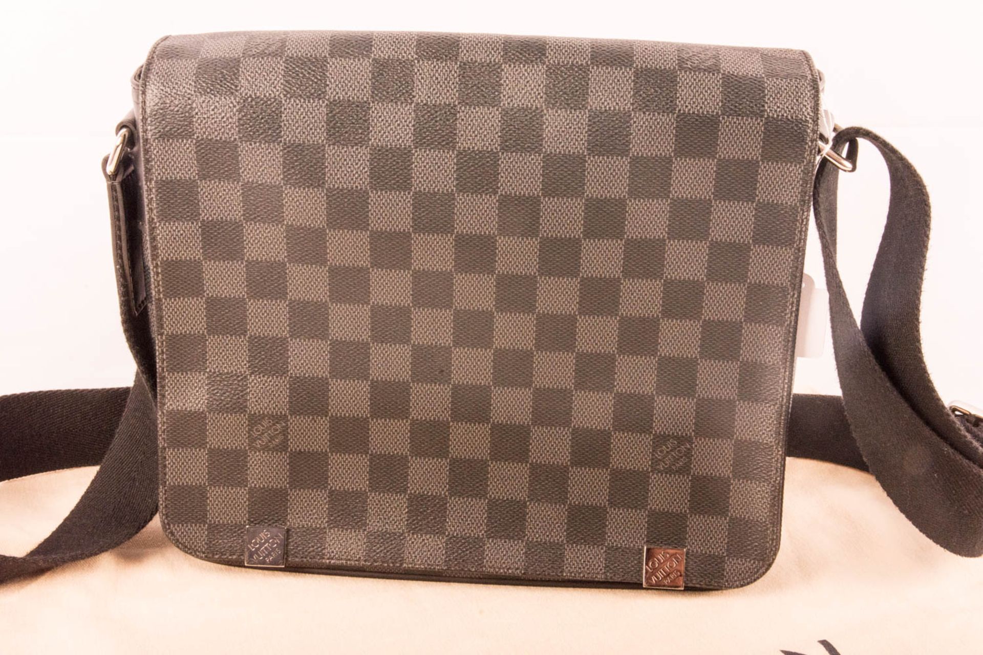 Louis Vuitton Messenger District Shoulder Bag - Bild 4 aus 5