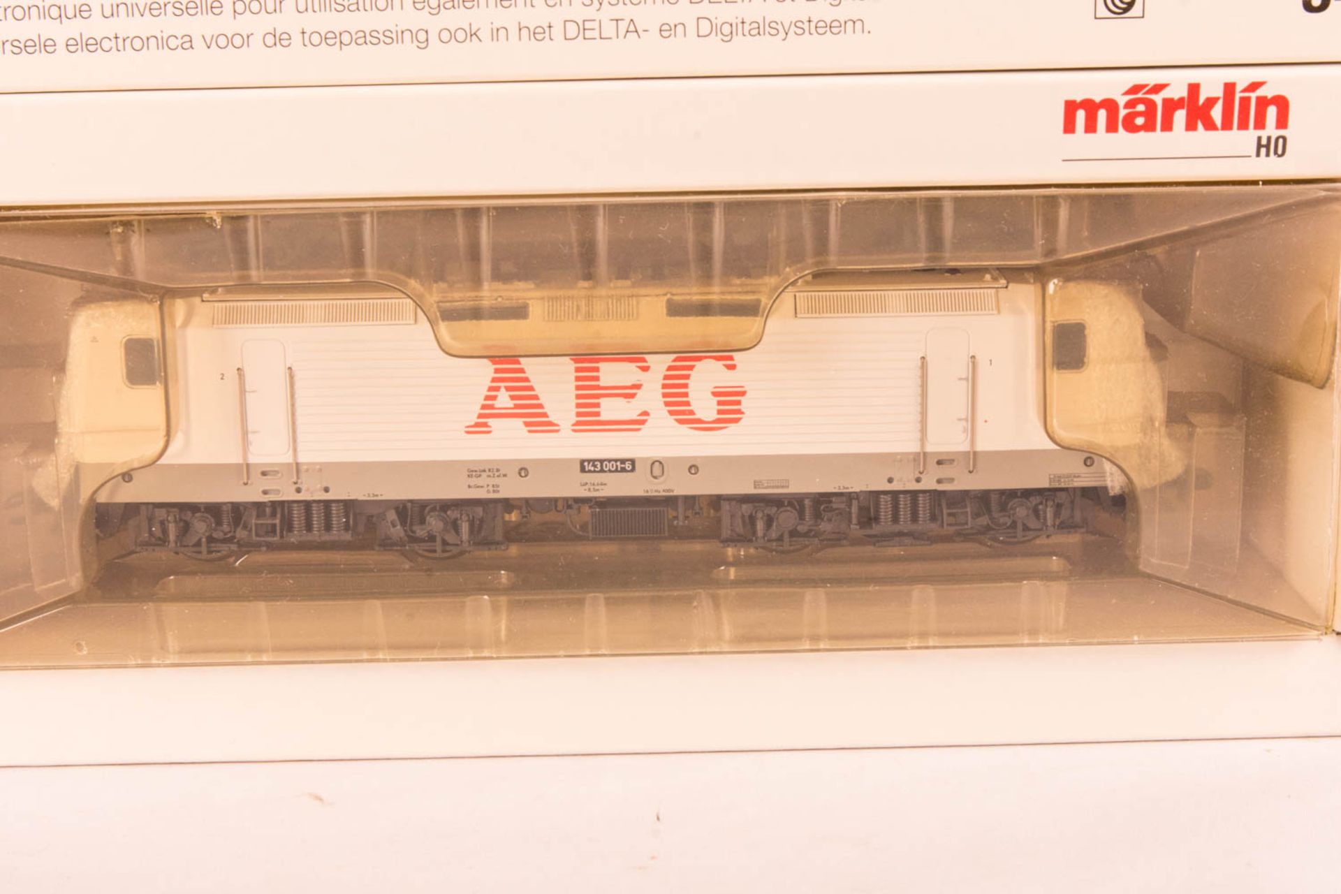 Märklin 3441 und 83443 mit Präsentations-Sockel - Bild 4 aus 6