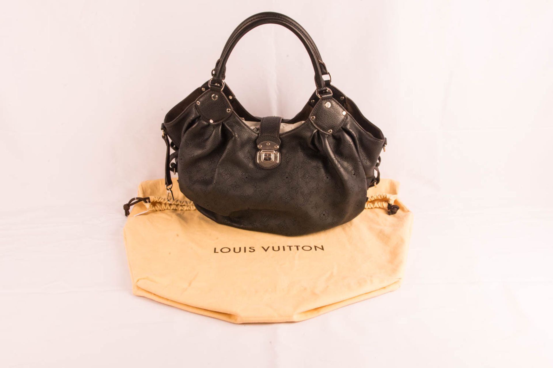 Louis Vuitton, Beuteltasche "Mahina"