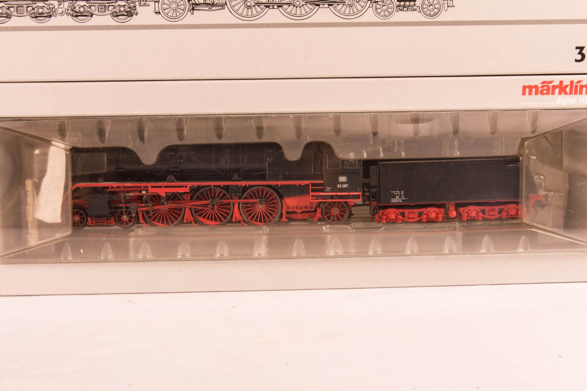 Märklin 37952 und 37884 - Bild 4 aus 5