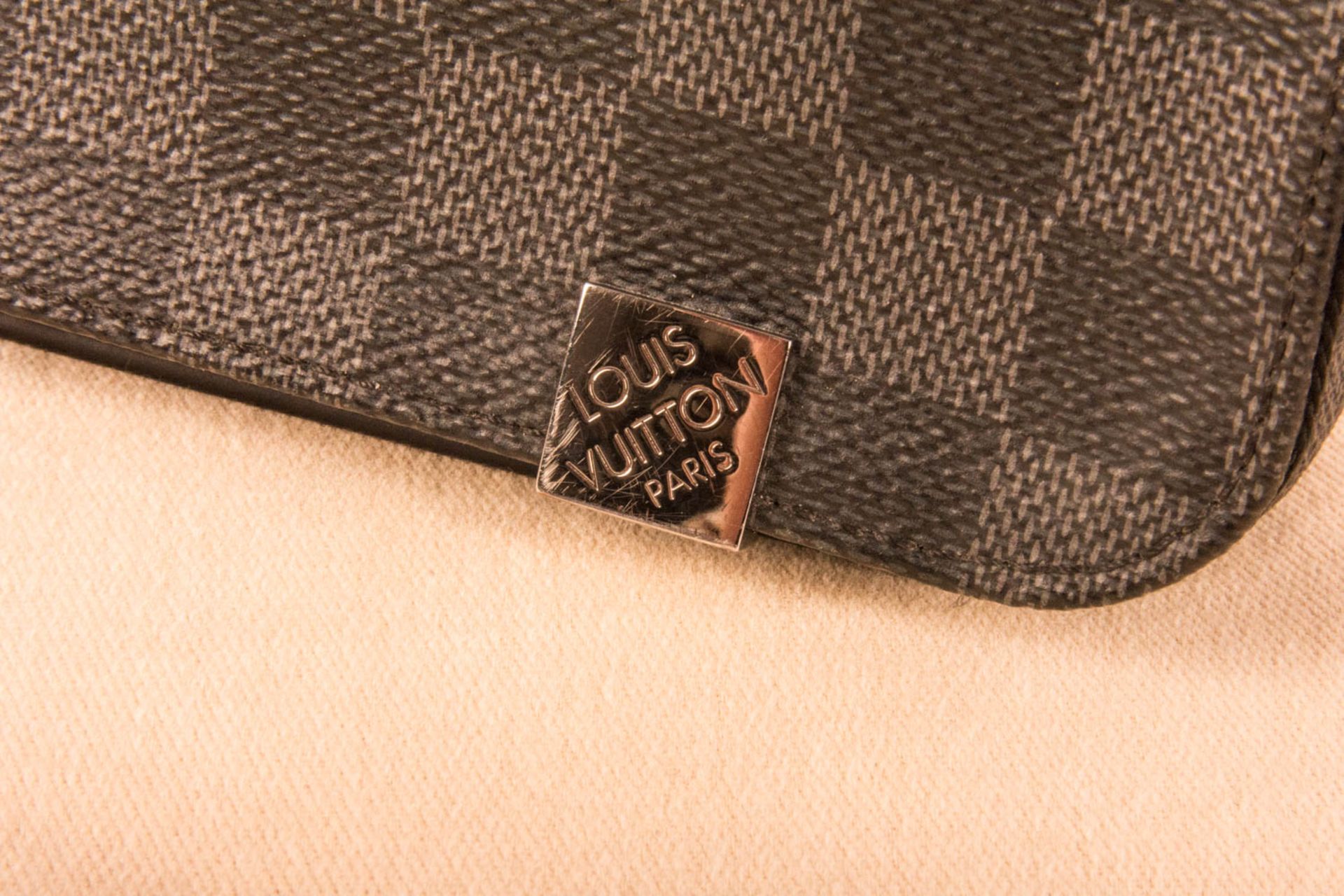 Louis Vuitton Messenger District Shoulder Bag - Bild 3 aus 5