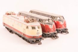 Märklin 3053 und zwei 3021