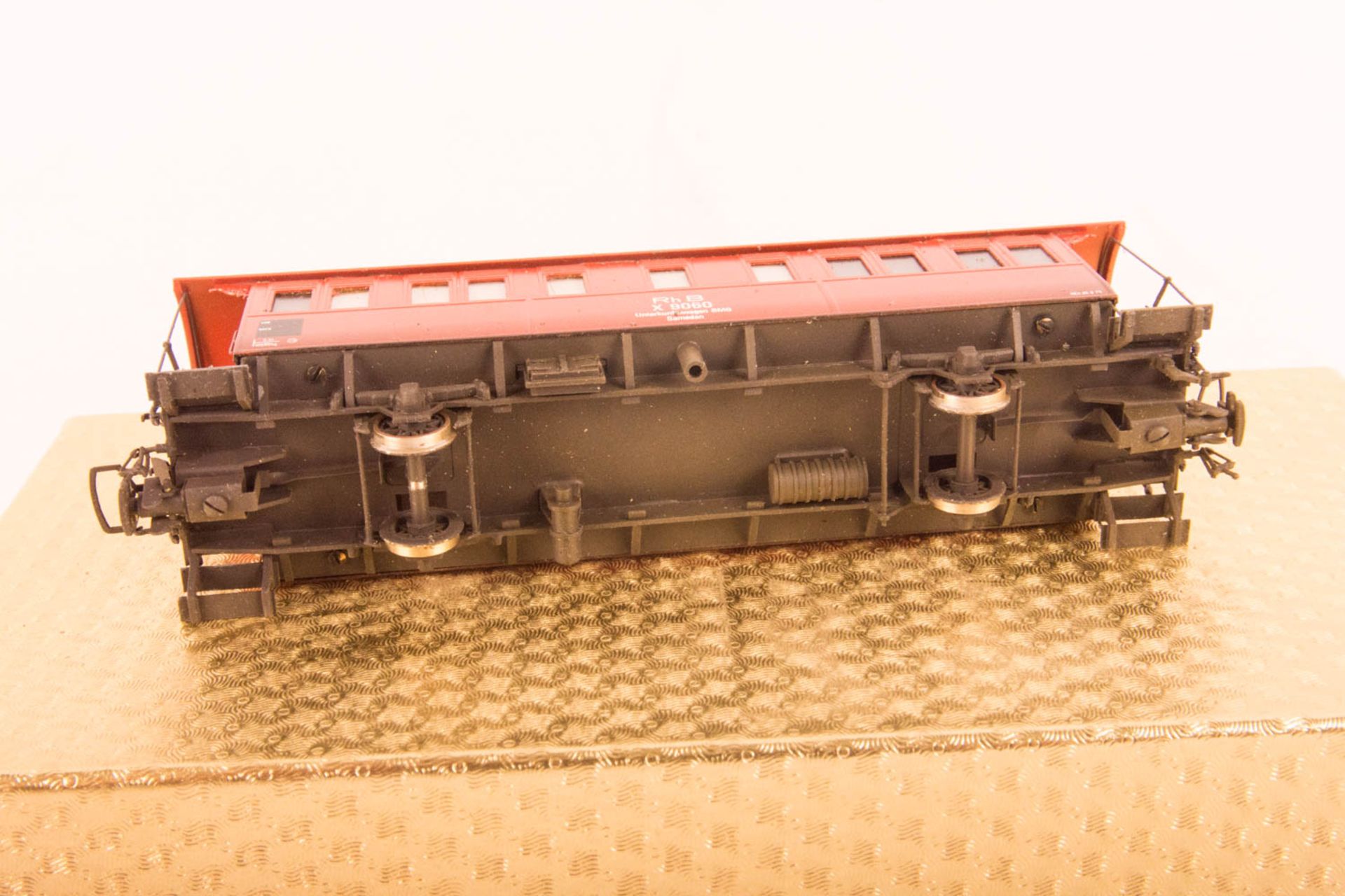 Ferro Suisse H0m RH.B Tm 2/2 64, mit Bahndienstwagen der RH.B. X9060, mit OVP. - Bild 4 aus 8