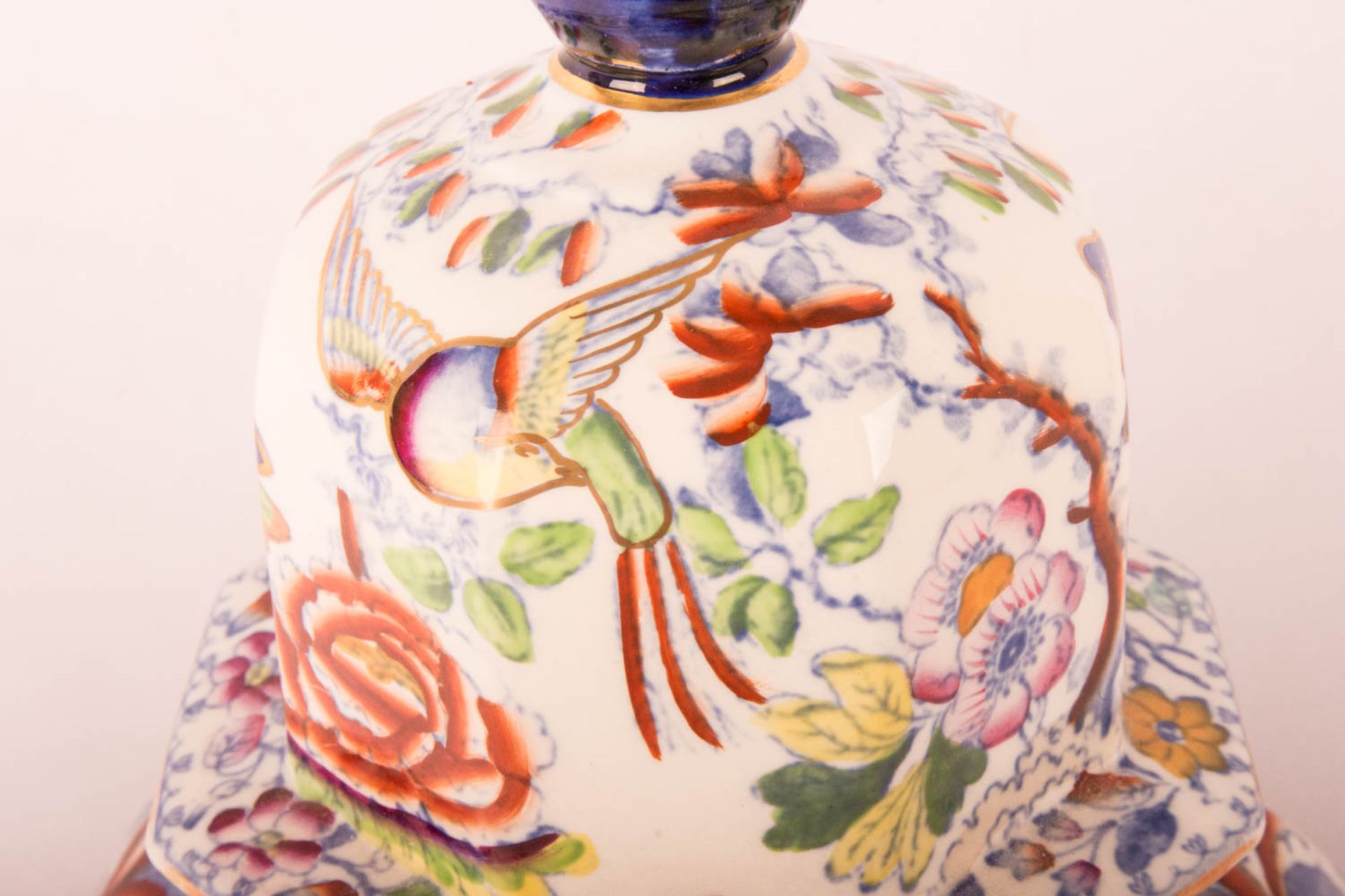 Vase mit floralem Motiv - Bild 5 aus 9