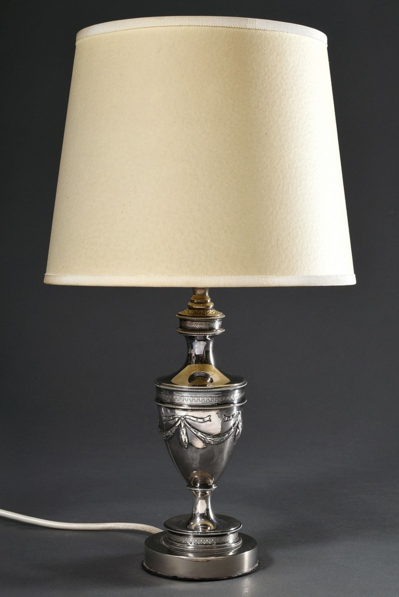 Table lamp with vase base in Louis XVI style, maker's mark indistinct, around 1900, silver 800 (fil