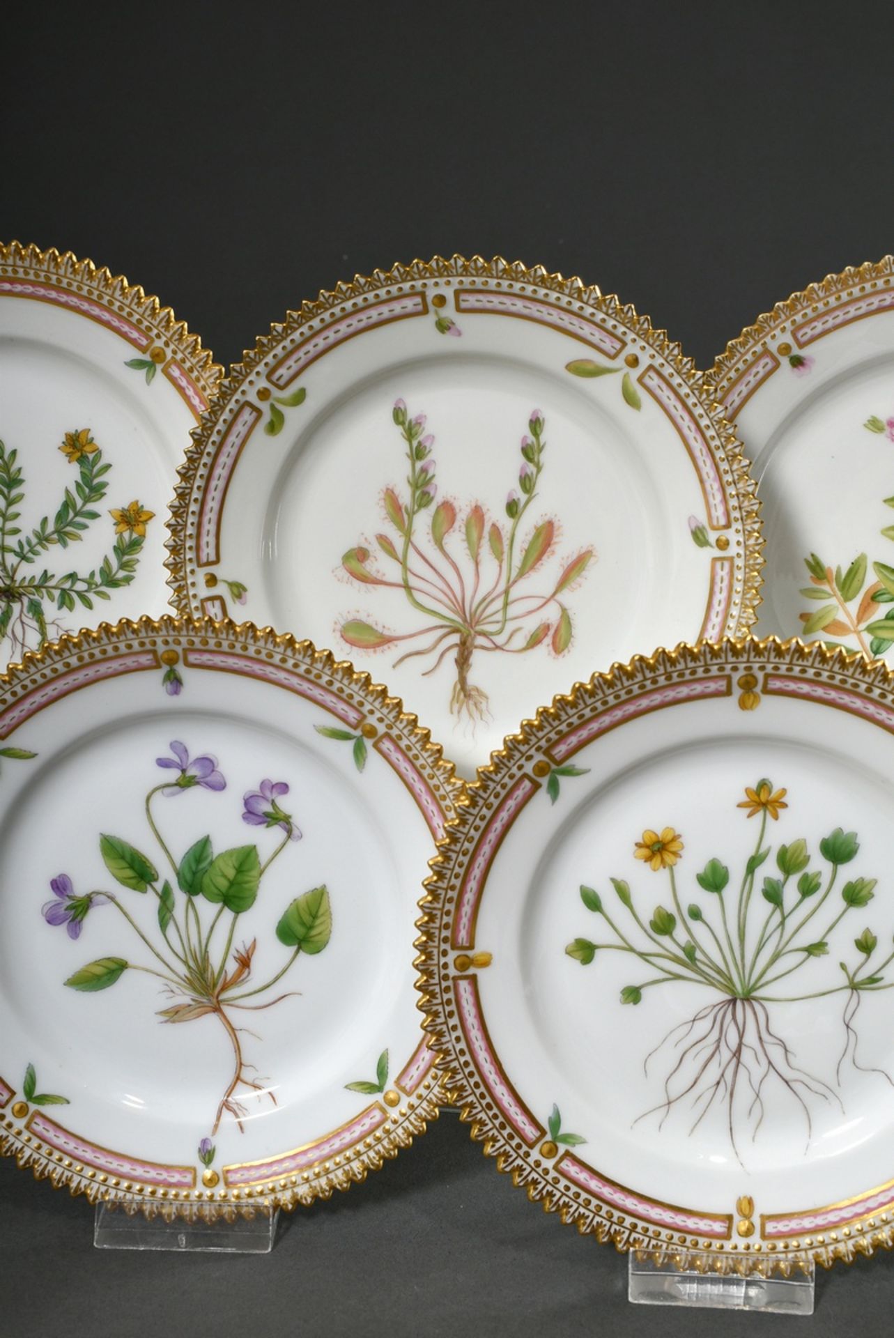 7 Royal Copenhagen "Flora Danica" bread plate with polychrome painting in the mirror and gold decor - Image 3 of 13