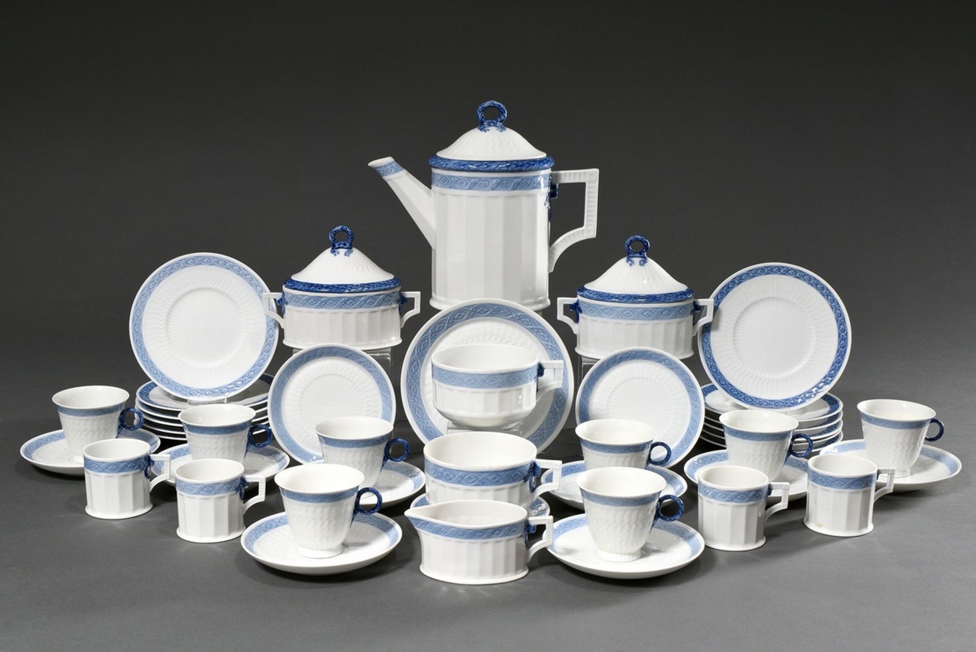 30 piece Royal Copenhagen coffee service "Blue Fan", 20th century, consisting of: 1 coffee pot (h.  - Image 2 of 5