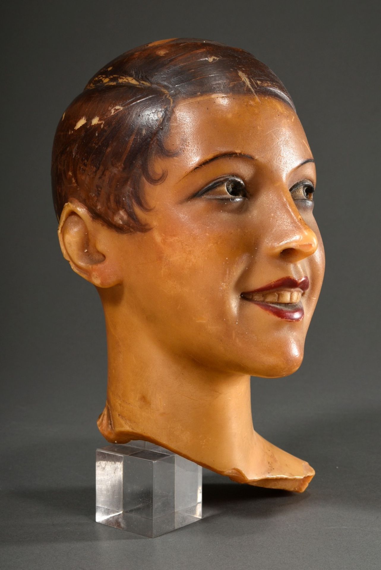 Wachs Mannequin Kopf in naturalistischer Ausformung mit polychromer Staffage, 1920er Jahre, H. 31cm - Bild 6 aus 16