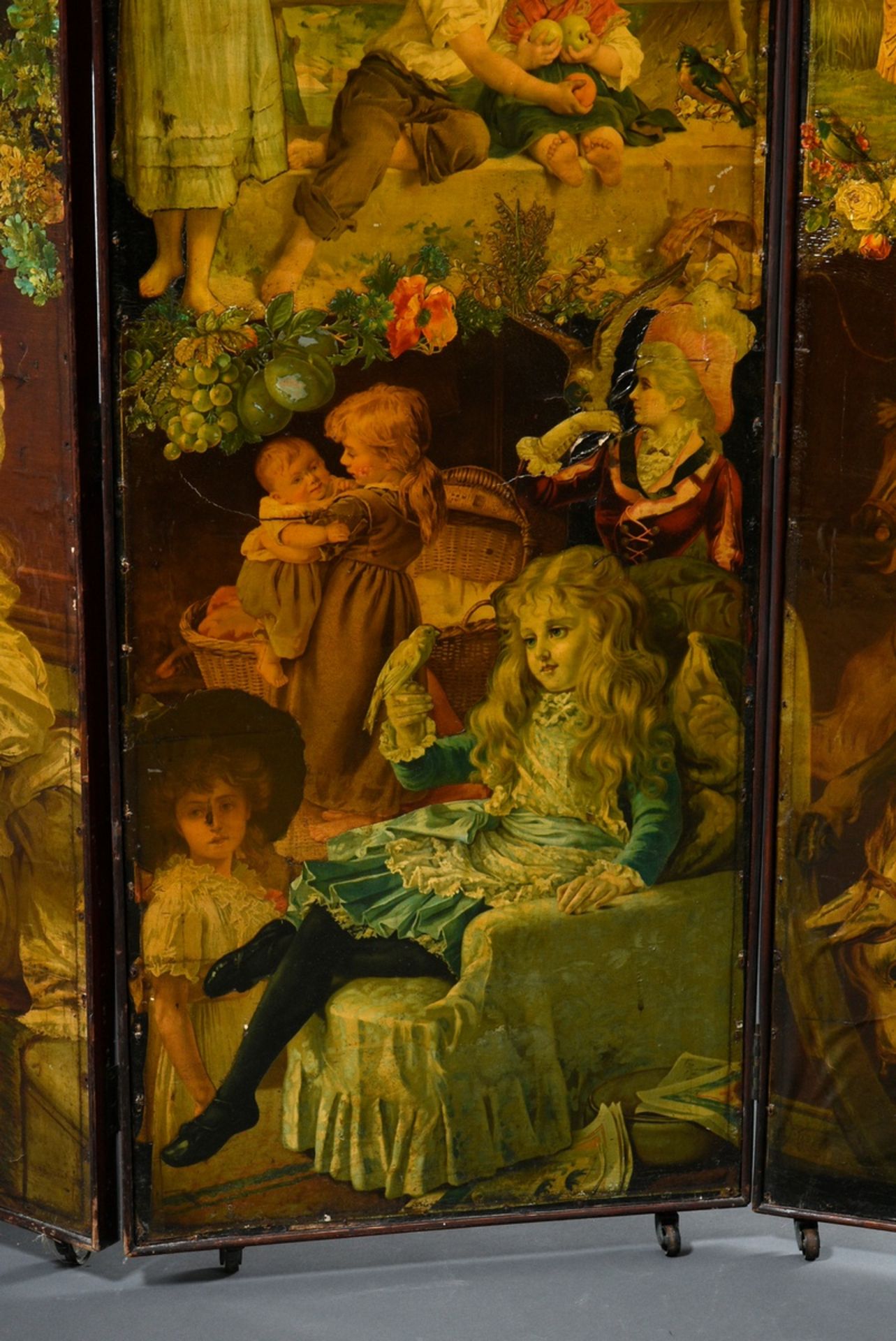 Englischer Oblaten Paravant "Kinder, Landschaften, Tiere, Kolonial Szenen" mit drei Spitzbogen Flüg - Bild 8 aus 9
