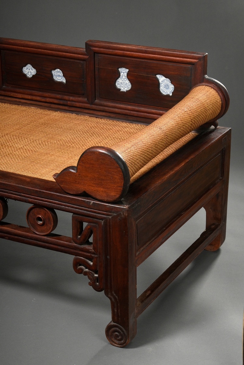 Chinese opium bed with circular segments in the frame on rolled legs with woven lying surface and b - Image 2 of 6