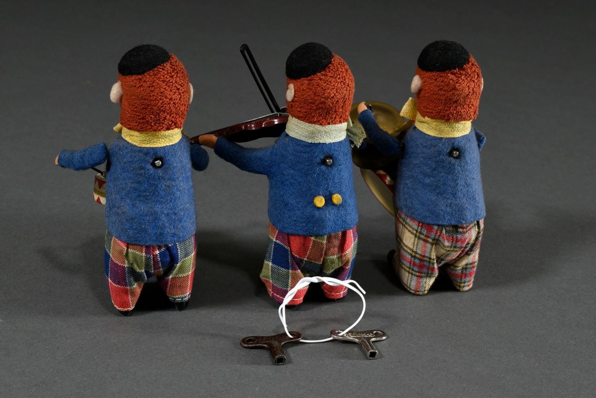 3 Schuco Tanzfiguren "Musizierende Clowns: 2 Trommler, Violinist", H. 11,5cm, 2 Schlüssel vorhanden - Bild 2 aus 3