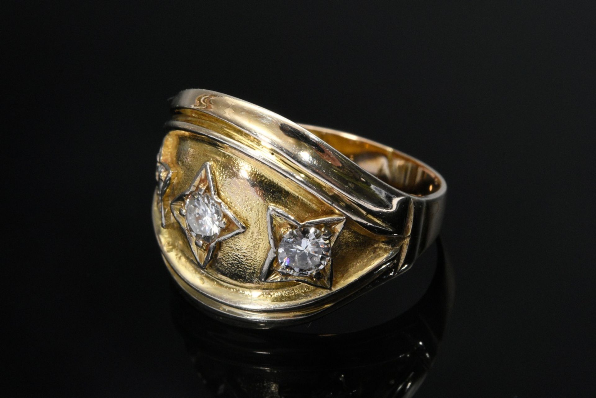 Breiter Gelbgold 585 Ring mit 3 Brillanten (zus. ca. 0.40ct/SI-P1/W), 5,6g, Gr. 51 - Bild 2 aus 2