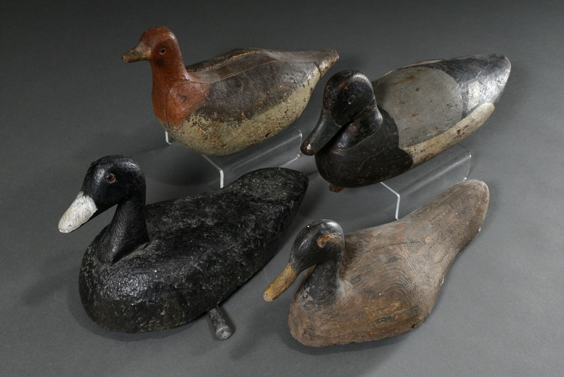4 Various old decoy ducks, painted wood, 19th c., l. 31-35cm, traces of age - Image 2 of 11