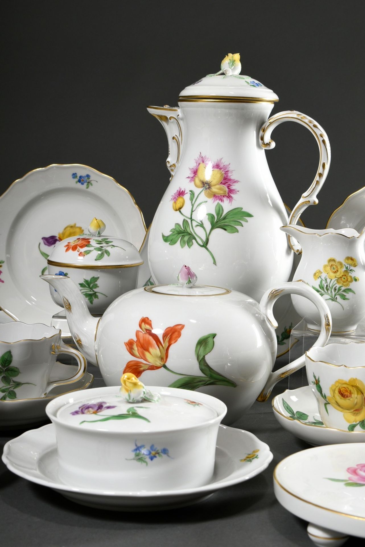 21 Teile Meissen Kaffeeservice "Deutsche Blume", 20.Jh.: 1 Kaffeekanne (H. 23,5cm), 1 Teekanne (H. 