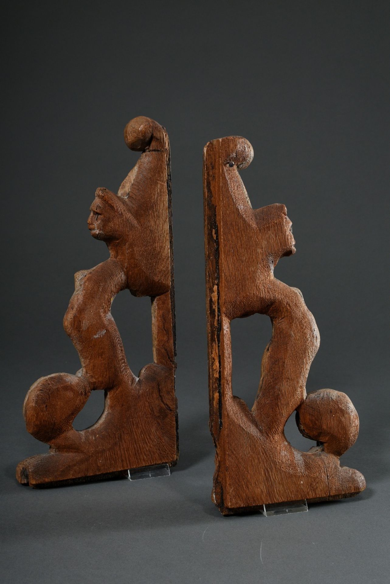 Pair of antique carvings "Harpies", formerly part of a piece of furniture, oak, 32x15x4cm, slightly - Image 4 of 6