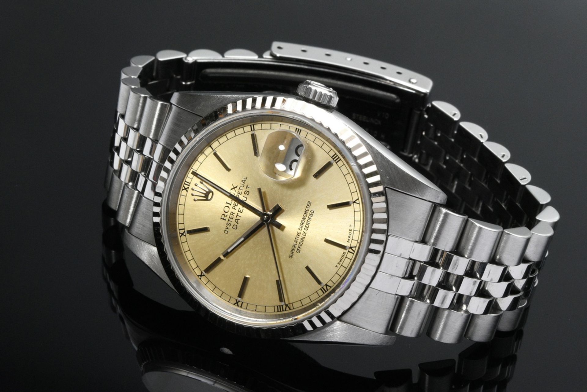 Rolex "Oyster Perpetual Datejust" Edelstahl Armbanduhr, Automatikwerk, vergoldetes Zifferblatt mit  - Bild 2 aus 6