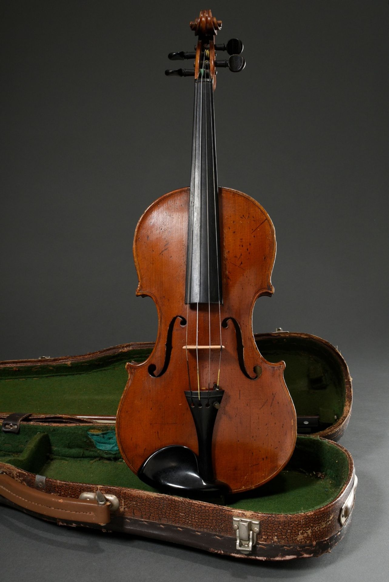 German manufacture violin, facsimile label inside "Josef Klotz in Mittenwalde anno 1795", Saxony 1s