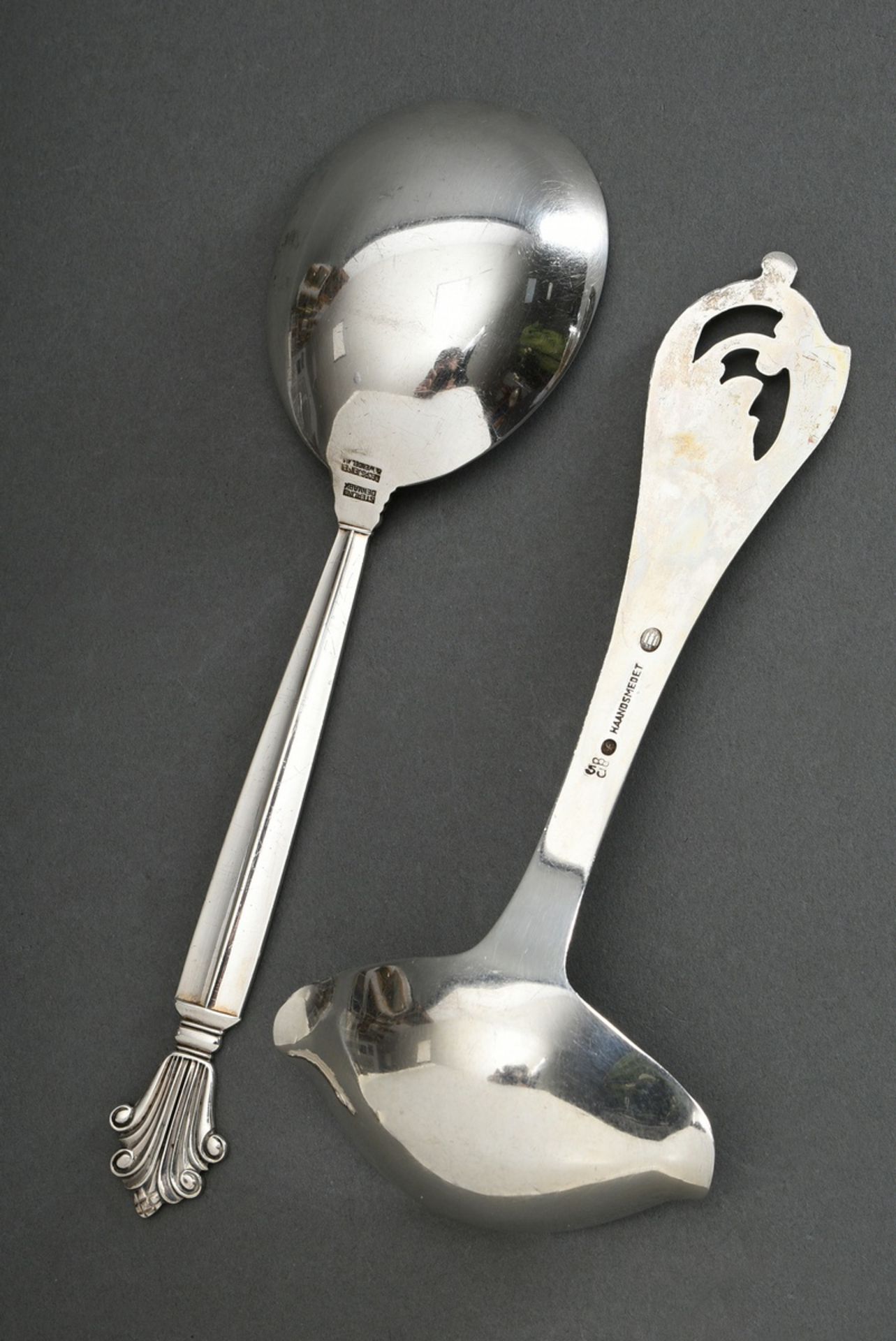 2 pieces of Danish cutlery: S.A.J. Jacobsen sauce ladle (Slagelse 1938) and Georg Jensen serving sp - Image 2 of 4