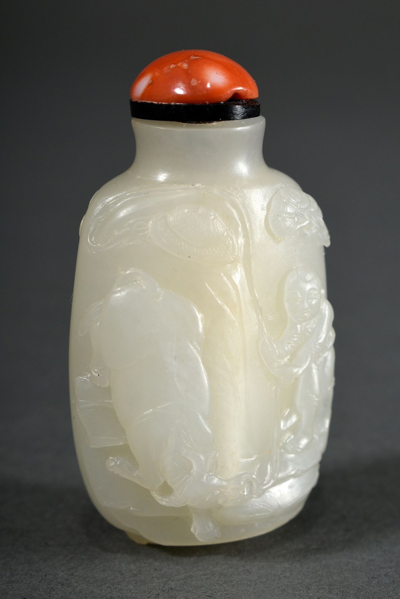 White jade snuffbottle "Children, Pine and Ox", finely cut in high relief, well hollowed, stopper w