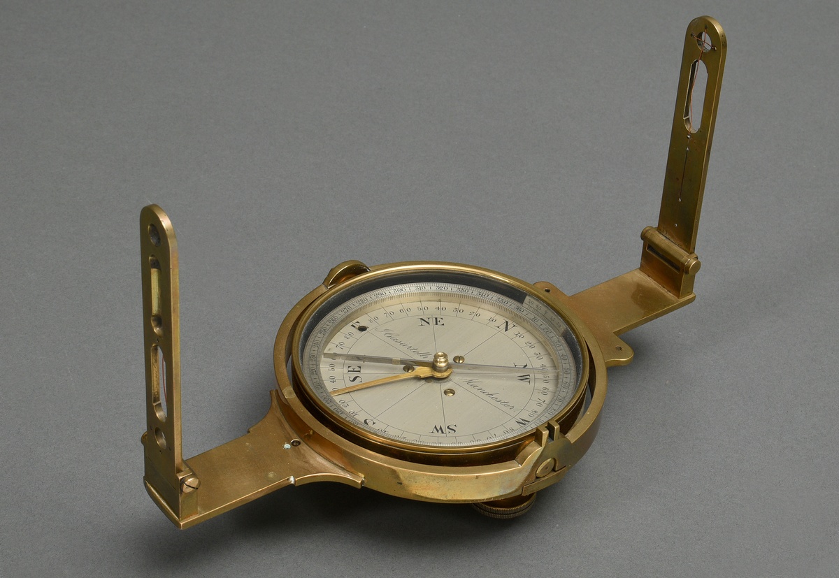 Diopter busole "J. Casartelli, Manchester", folding diopter, brass, end of 19th century, l. 29cm Ø1 - Image 2 of 4