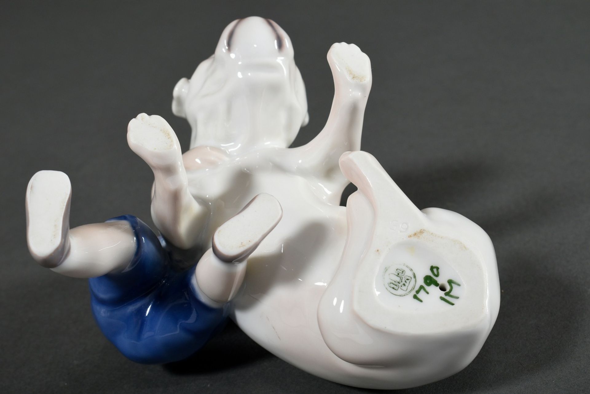 3 Various porcelain figures "Amager girl in traditional costume", "Boy with bulldog" and "Boy on st - Image 11 of 11