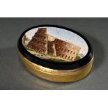 Ovale vergoldete Dose mit Micromosaik "Colosseum" im Deckel und Achat Boden, Italien 19.Jh., 2,5x7x