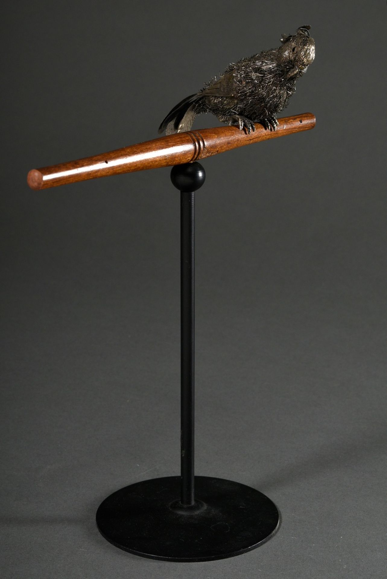 Sculptured parakeet, probably Mario Buccellati, elaborate plumage, inlaid eyes, presumably Milan 19 - Image 4 of 5