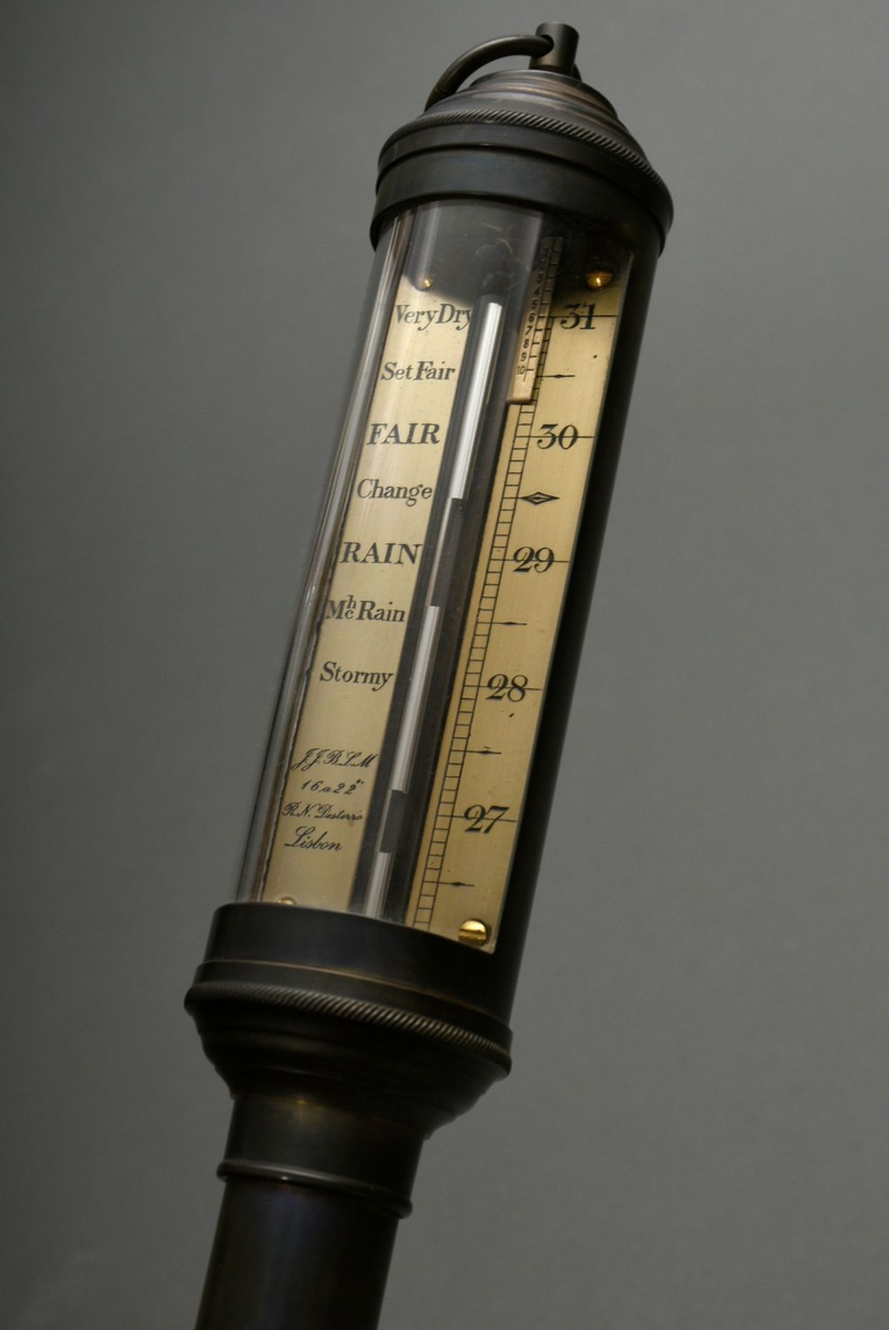 Cardanically suspended mercury barometer "J.J.B.L.M/16 a 22/R.N. Desterro/Lisbon", brass, h. 93cm,  - Image 4 of 5