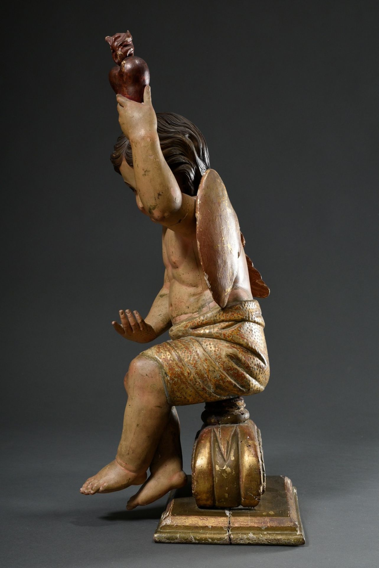 Life-size sacral figure "Angel with the Heart of Jesus" on pedestal, wood coloured and partially gi - Image 9 of 9