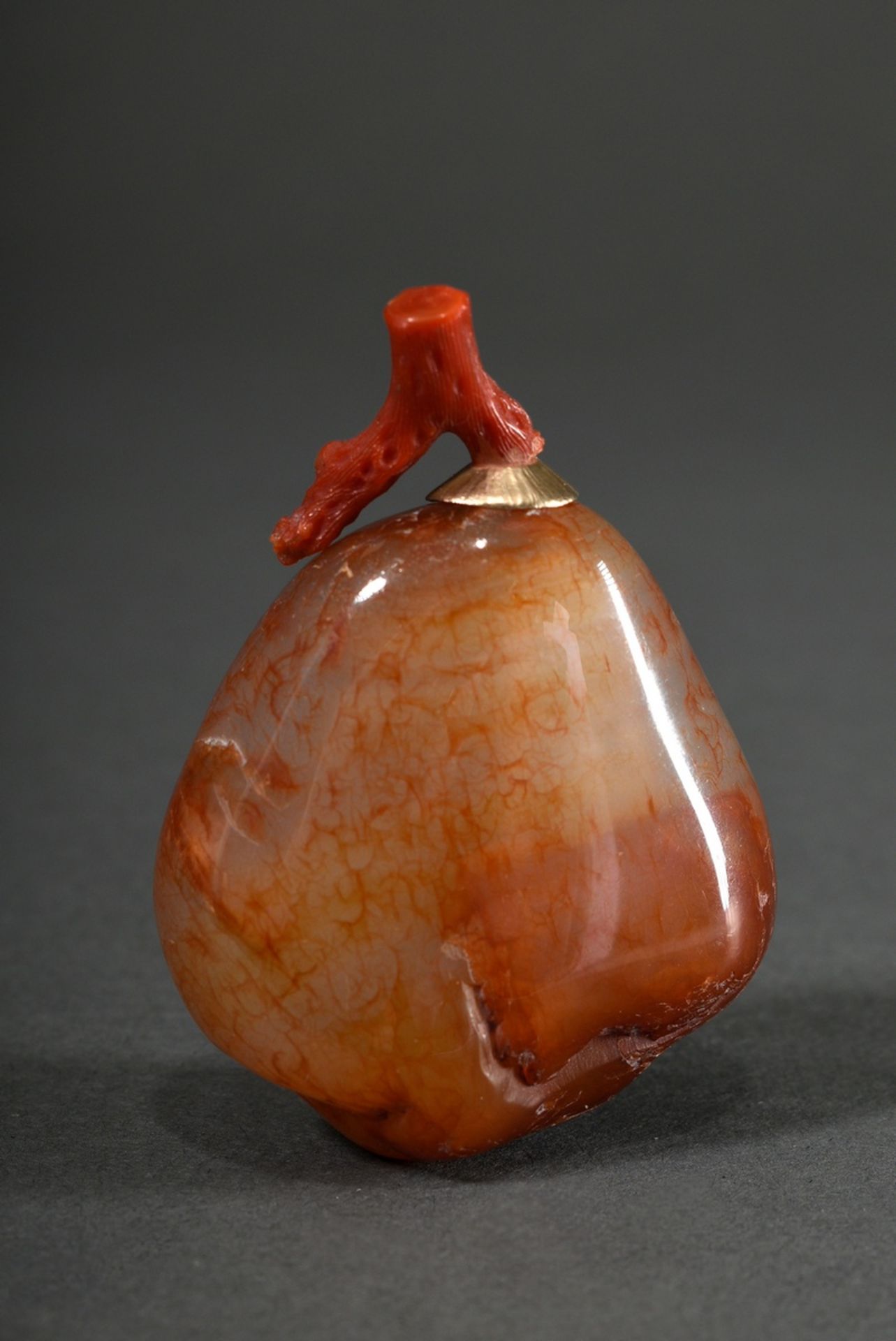 Chalcedony pebble as snuffbottle, well hollowed, closure with coral branch, China probably Qing Dyn