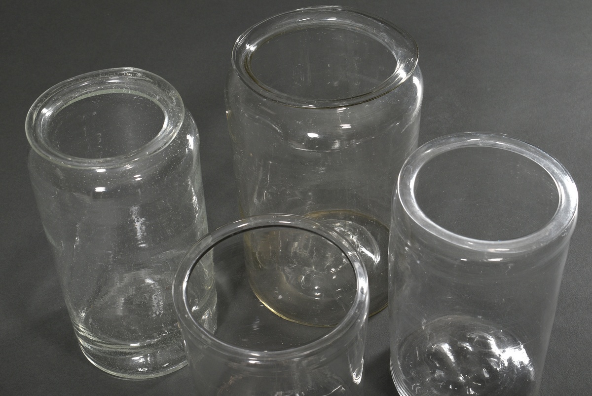 4 Various clear and forest glass vessels in different sizes, 19th century, h. 15-21cm, Ø 10,5-13cm, - Image 2 of 4
