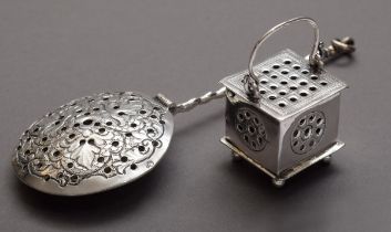 2 Diverse holländische Miniaturen, 18.Jh.: Bettpfanne (L. 12,3cm) und Fußwärmer (2,5x2,5cm), Silber