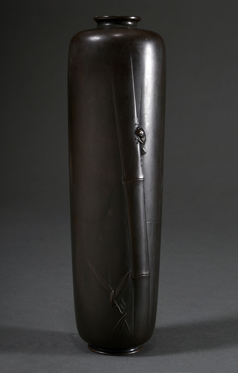 Ryoichi, Takano (*1907) fine bronze vase with reduced decoration "frog on bamboo", Showa period, bo