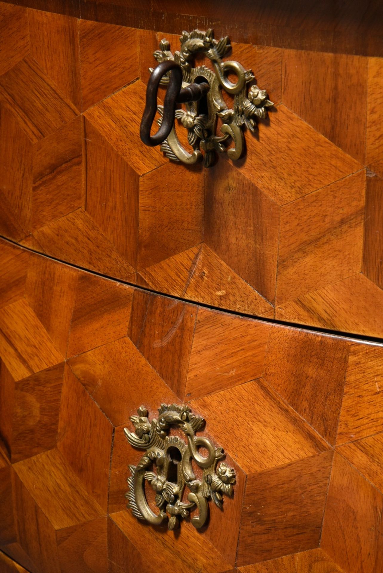 Rare pair of Franconian baroque chests of drawers with cambered corpus and optical cube marquetry a - Image 4 of 15