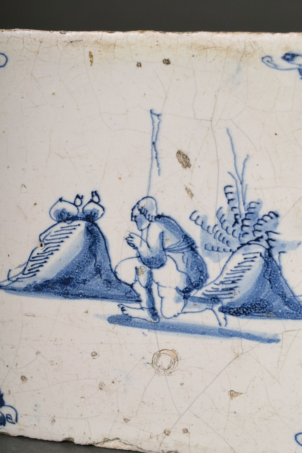 2 Diverse holländische Fliesen mit Blaumalerei Motiven "Schießender Landsknecht in Vierpass Kartusc - Bild 3 aus 4