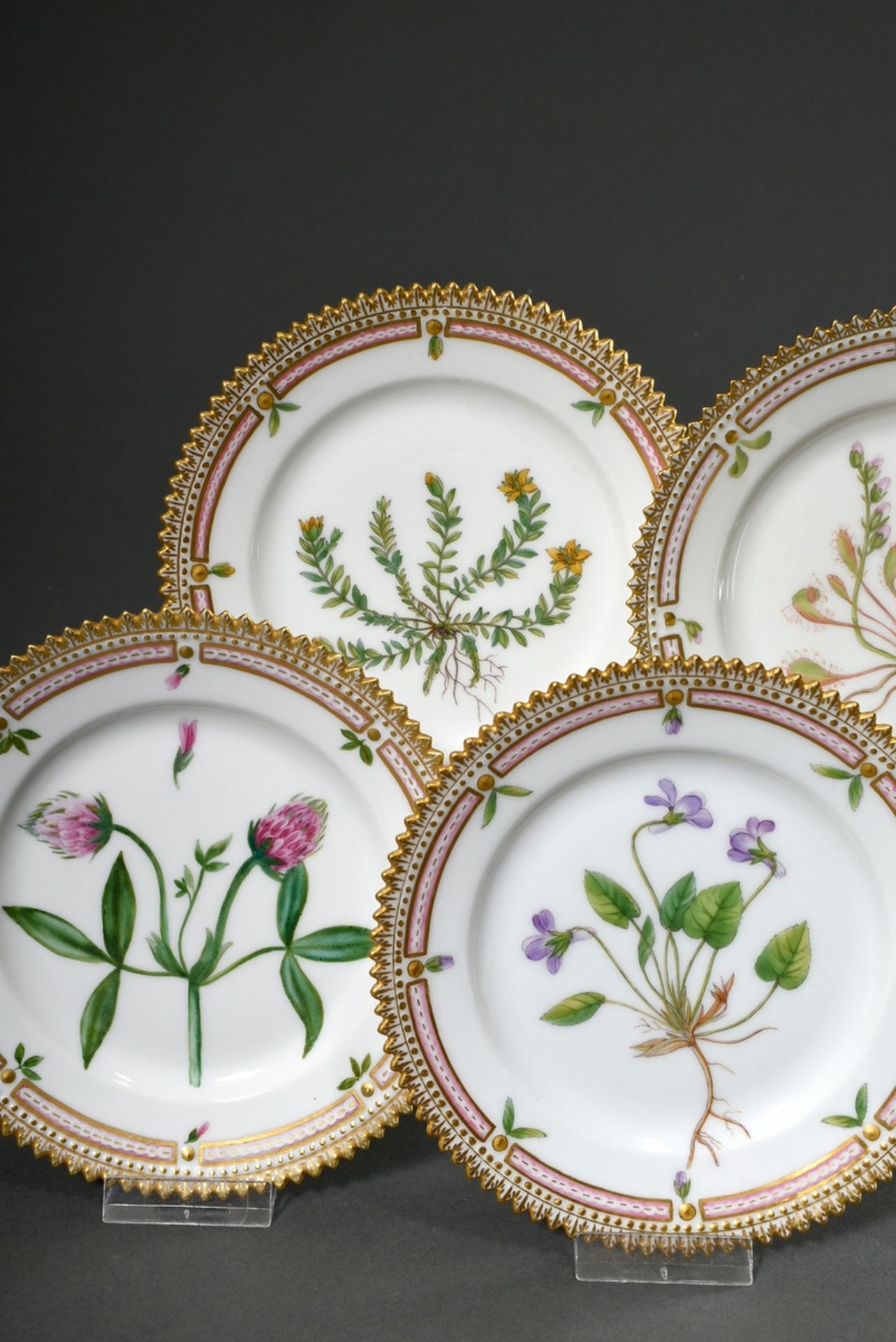 7 Royal Copenhagen "Flora Danica" bread plate with polychrome painting in the mirror and gold decor - Image 4 of 13