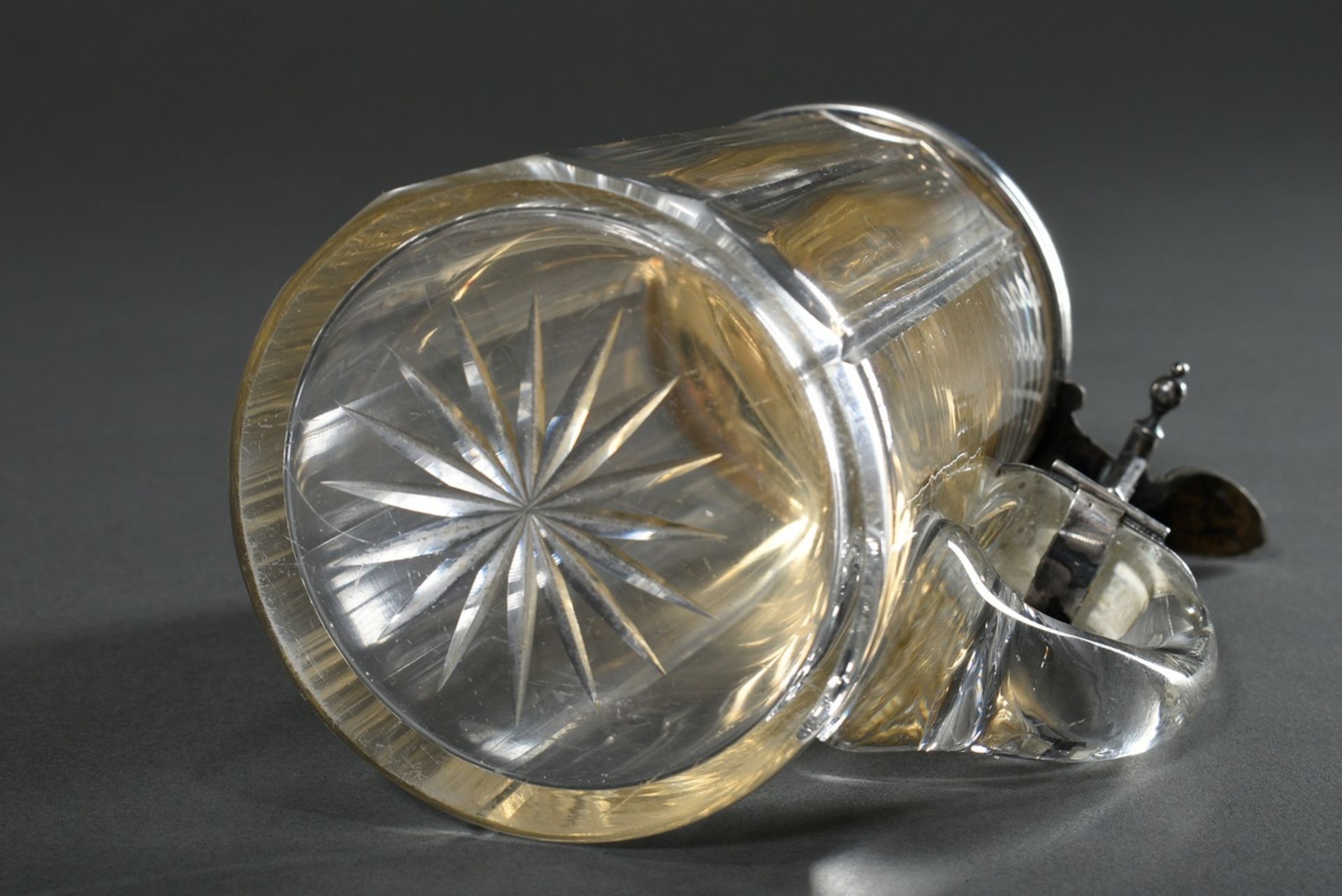 Glas Humpen mit Flächenschliff und Silber 800 Deckelmontur mit Historismus Dekor, Eichstrich 0,5L,  - Bild 8 aus 8