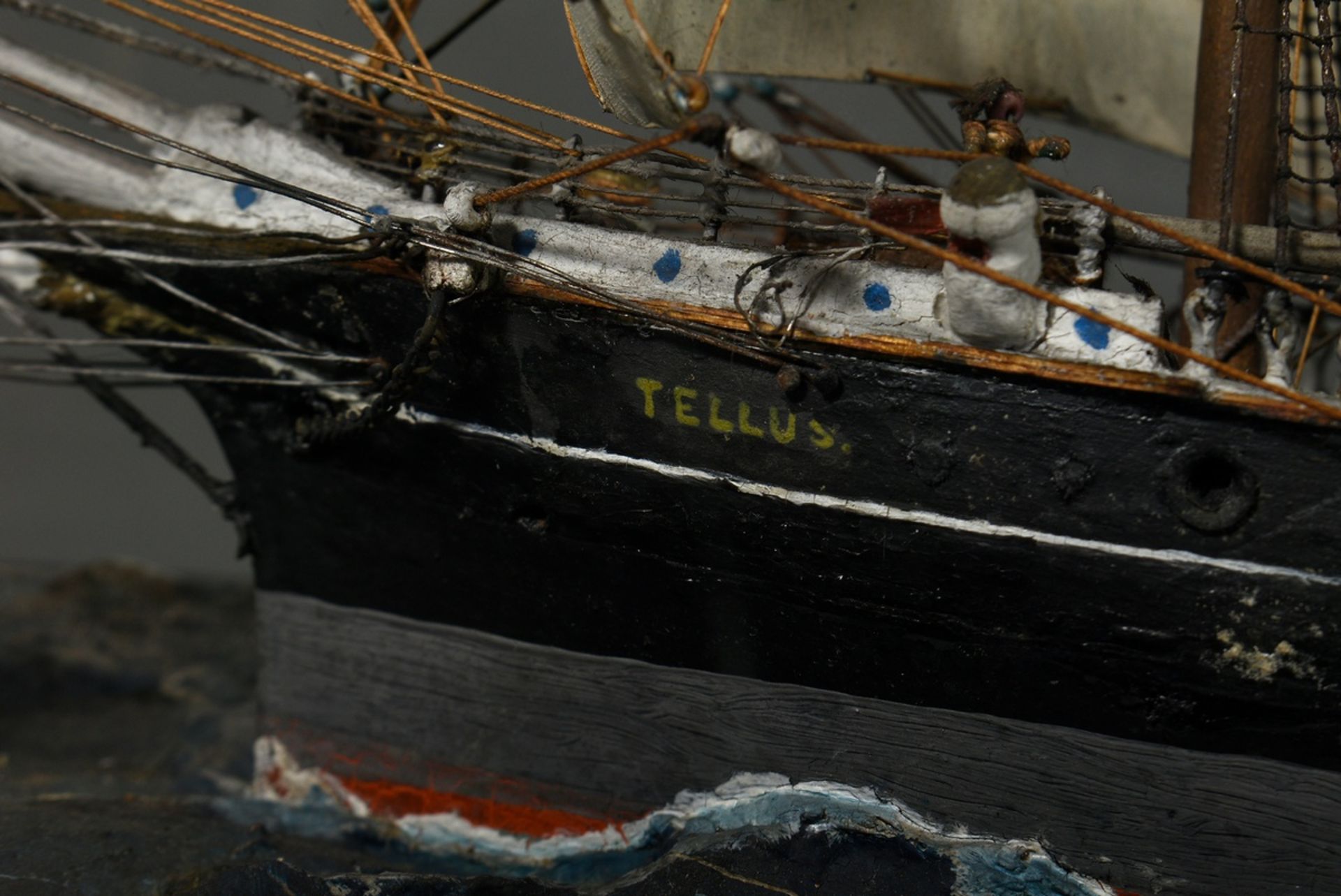 Diorama with full-ship model "Four-master 'Tellus'", around 1900, 41,5x66,5x28,5cm, small defects,  - Image 7 of 12