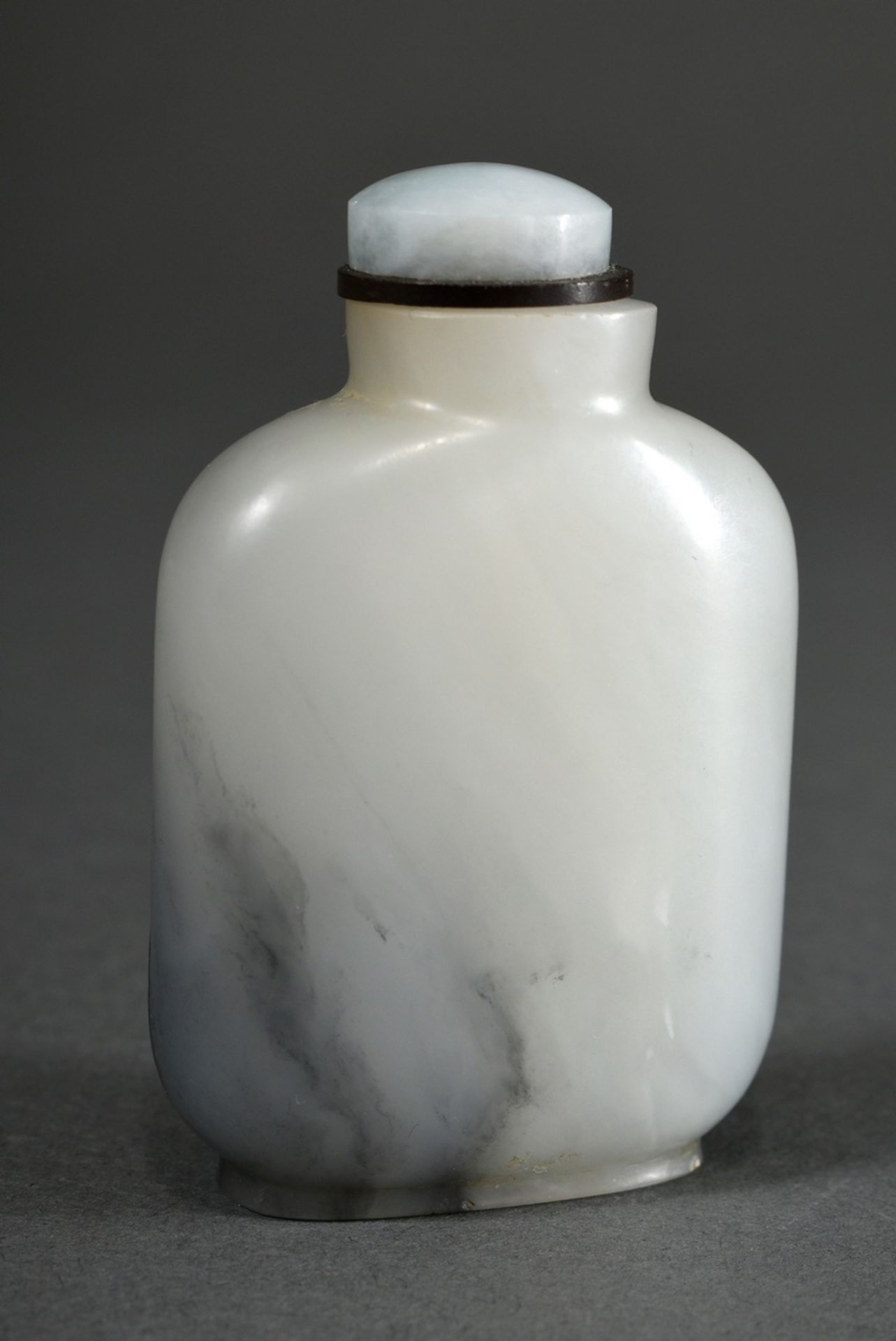 Grey jade snuffbottle "rock and pine" in high relief in white and grey, well hollowed, China Qing D - Image 2 of 4