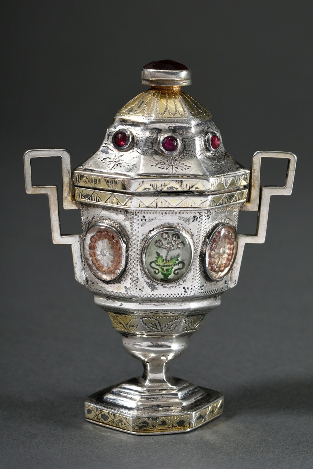 Danish smelling-box "Hovedvandsæg" in vase form with side handles, foiled glass medallions and red 